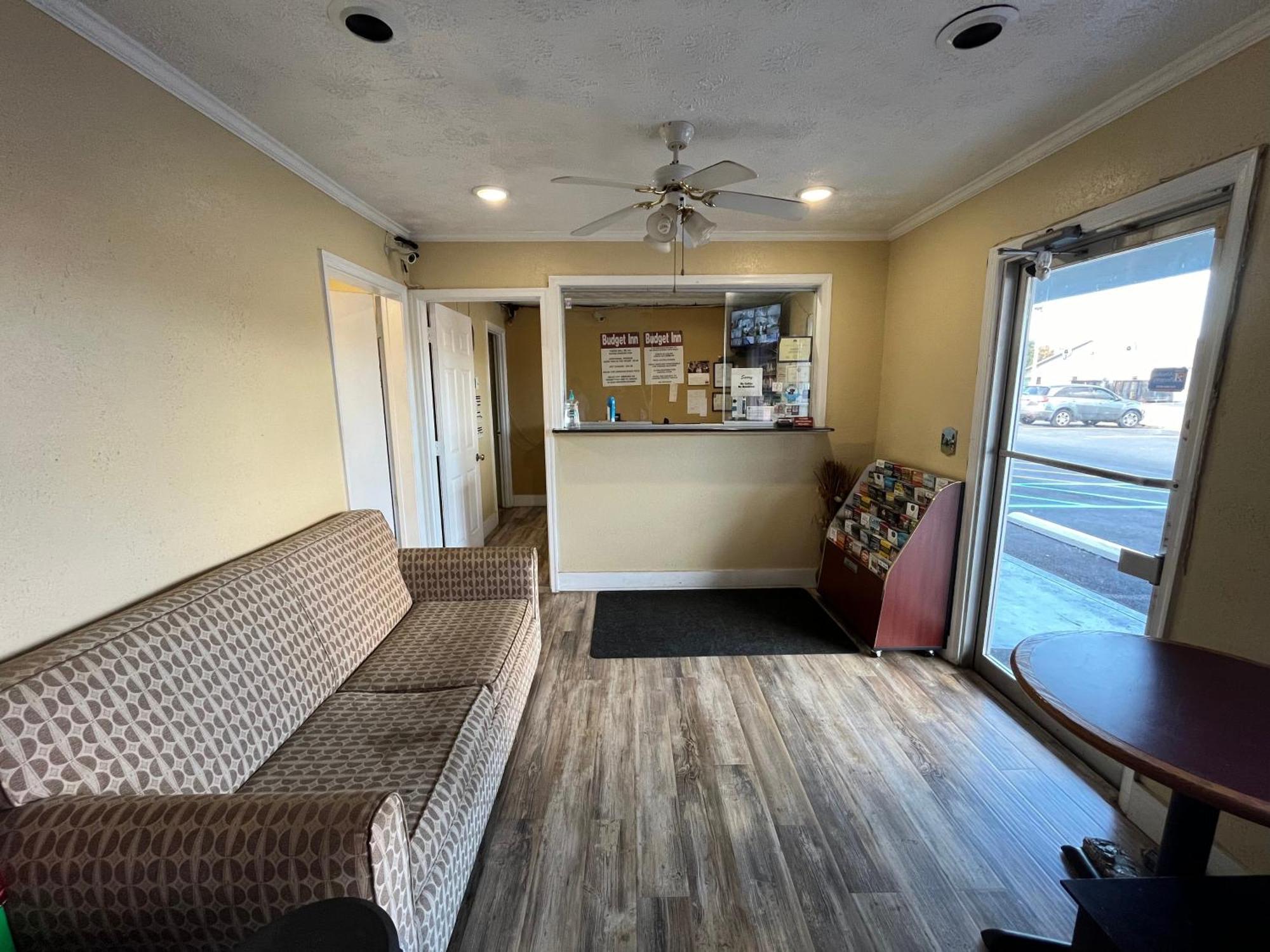 Budget Inn By Oyo Nassawadox Hwy 13 Luaran gambar